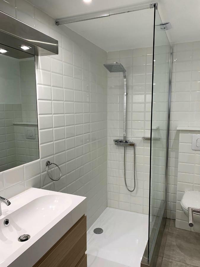 Residencia Platja De Roses Apartment Ngoại thất bức ảnh