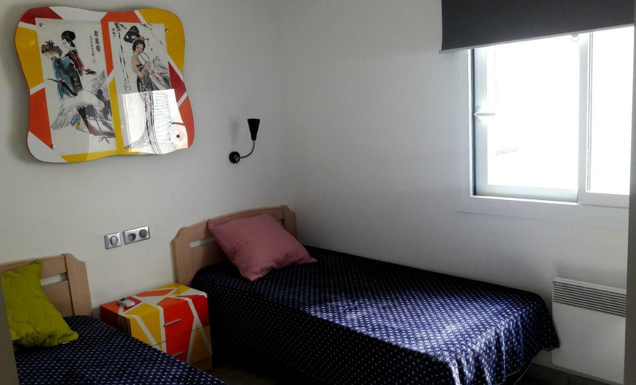 Residencia Platja De Roses Apartment Ngoại thất bức ảnh